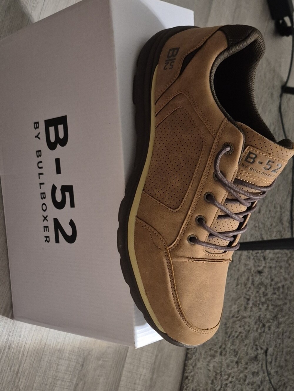 B-52 by Bullboxer Men's Tan Lace-Up Sneaker